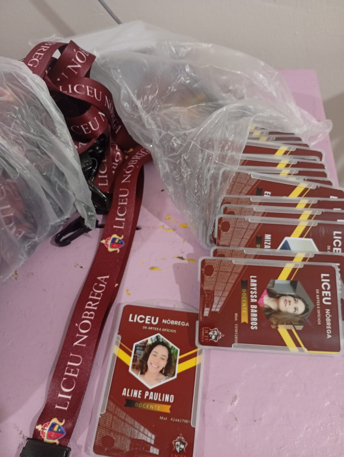 Crachás personalizados